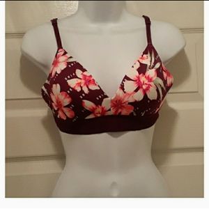 New Victoria's Sec Pink WEAR EVERYWHERE WIRELESS